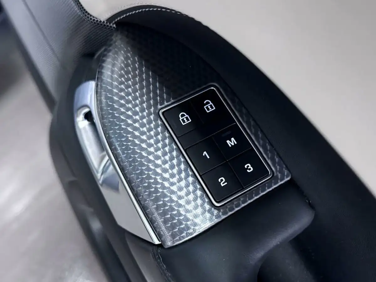 2021-land-rover-range-rover-sport-30-d350-hst-big-25
