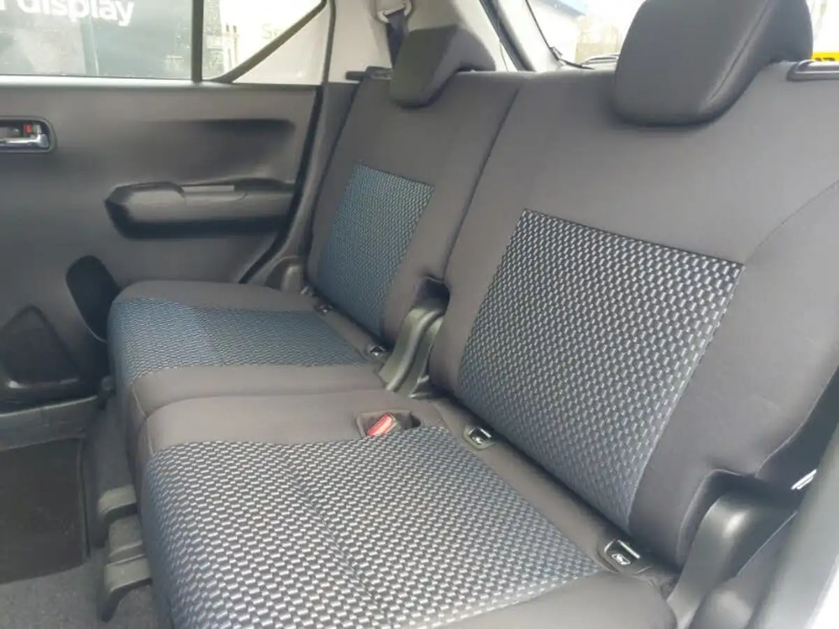 2022-suzuki-ignis-12-dualjet-sz5-big-5