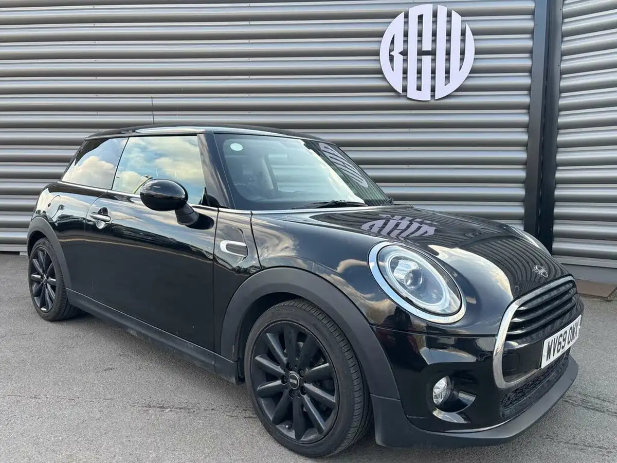 2019-mini-cooper-15-cooper-classic-hatchback-3d-auto-big-0