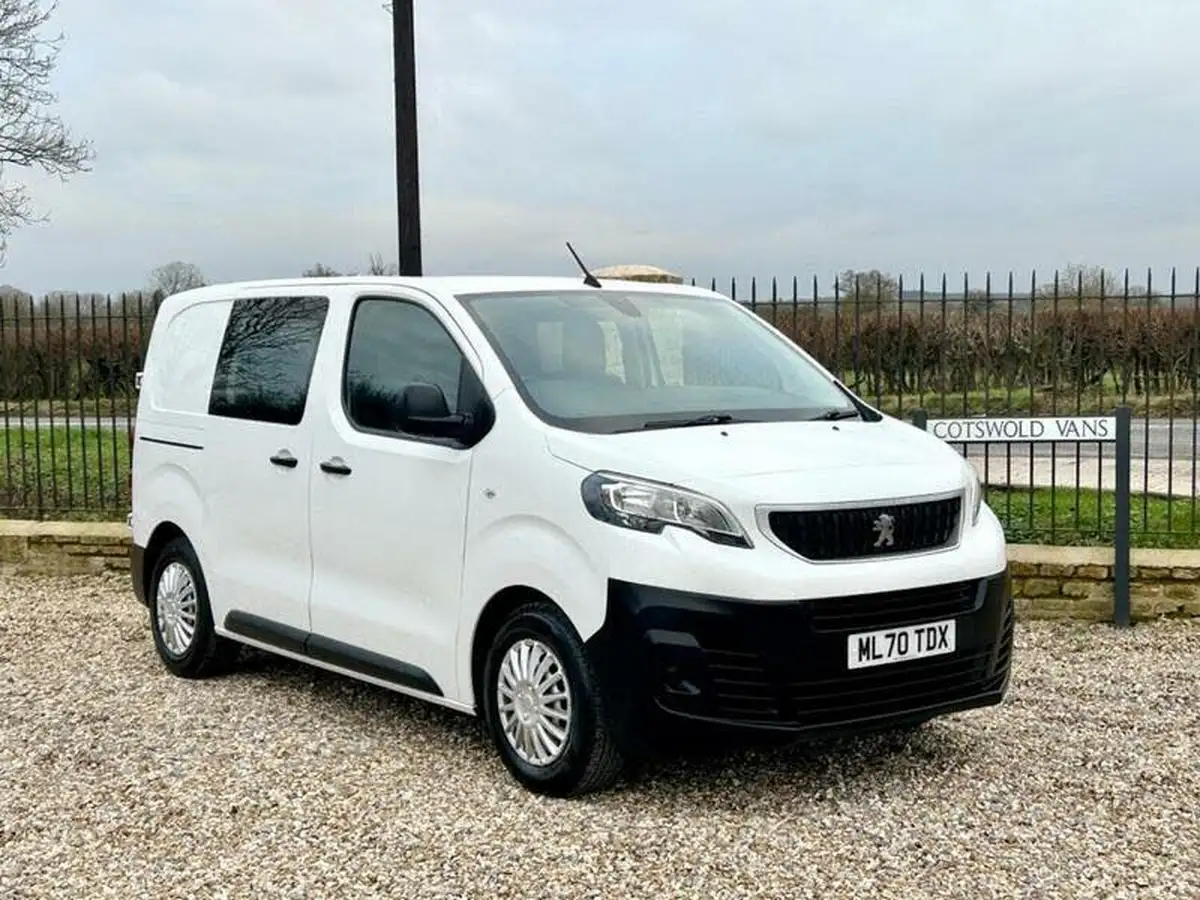 2020-peugeot-expert-big-21