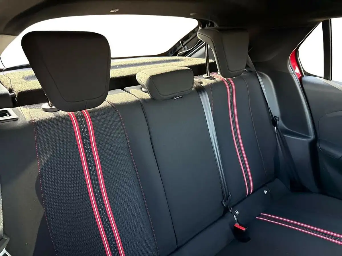 2023-vauxhall-corsa-e-gs-electric-136ps-11kw-charger-big-21