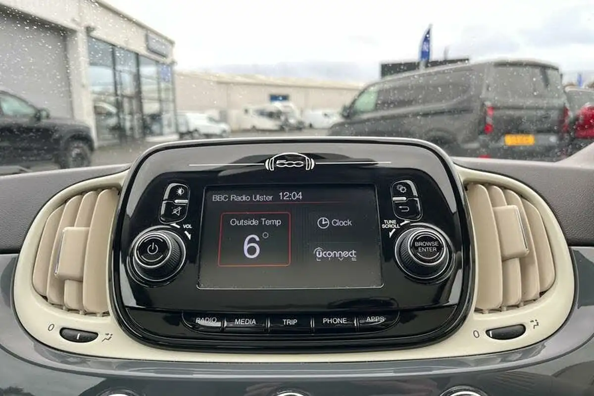 2019-fiat-500-12-lounge-ss-big-26