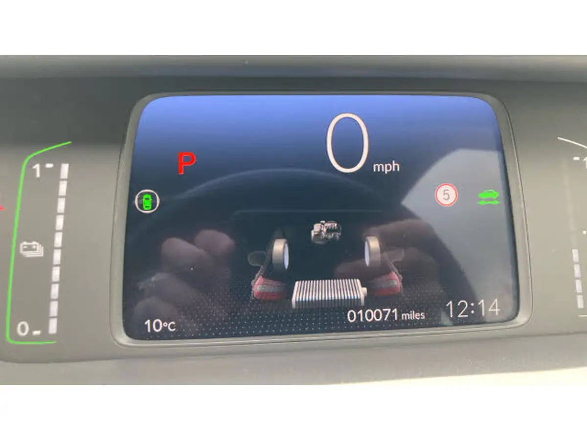2020-honda-jazz-15-i-mmd-ex-big-20