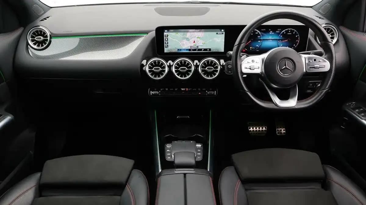2020-mercedes-benz-gla-class-13-gla-200-amg-line-premium-big-13