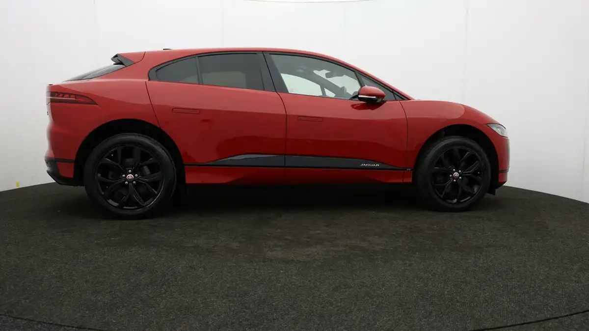 2021-jaguar-i-pace-ev400-se-big-36