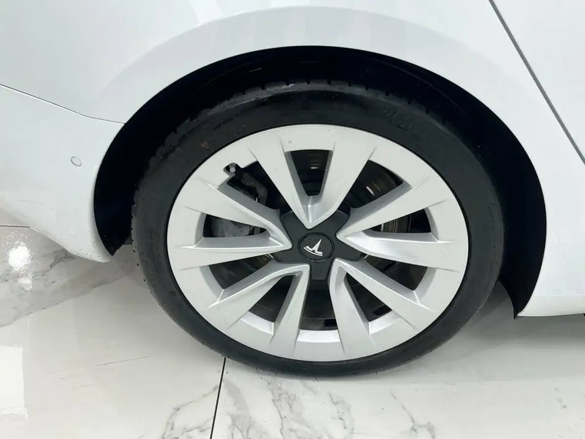 2020-tesla-model-3-e-standard-plus-big-14