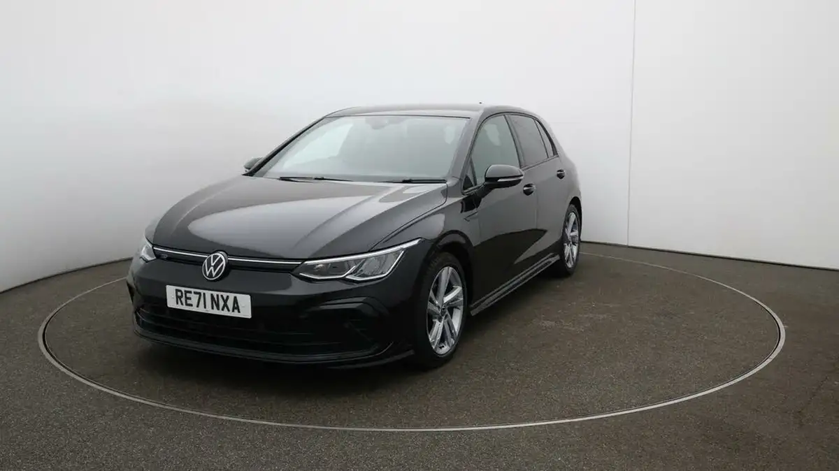 2021-volkswagen-golf-15-etsi-r-line-150ps-hatchback-big-37