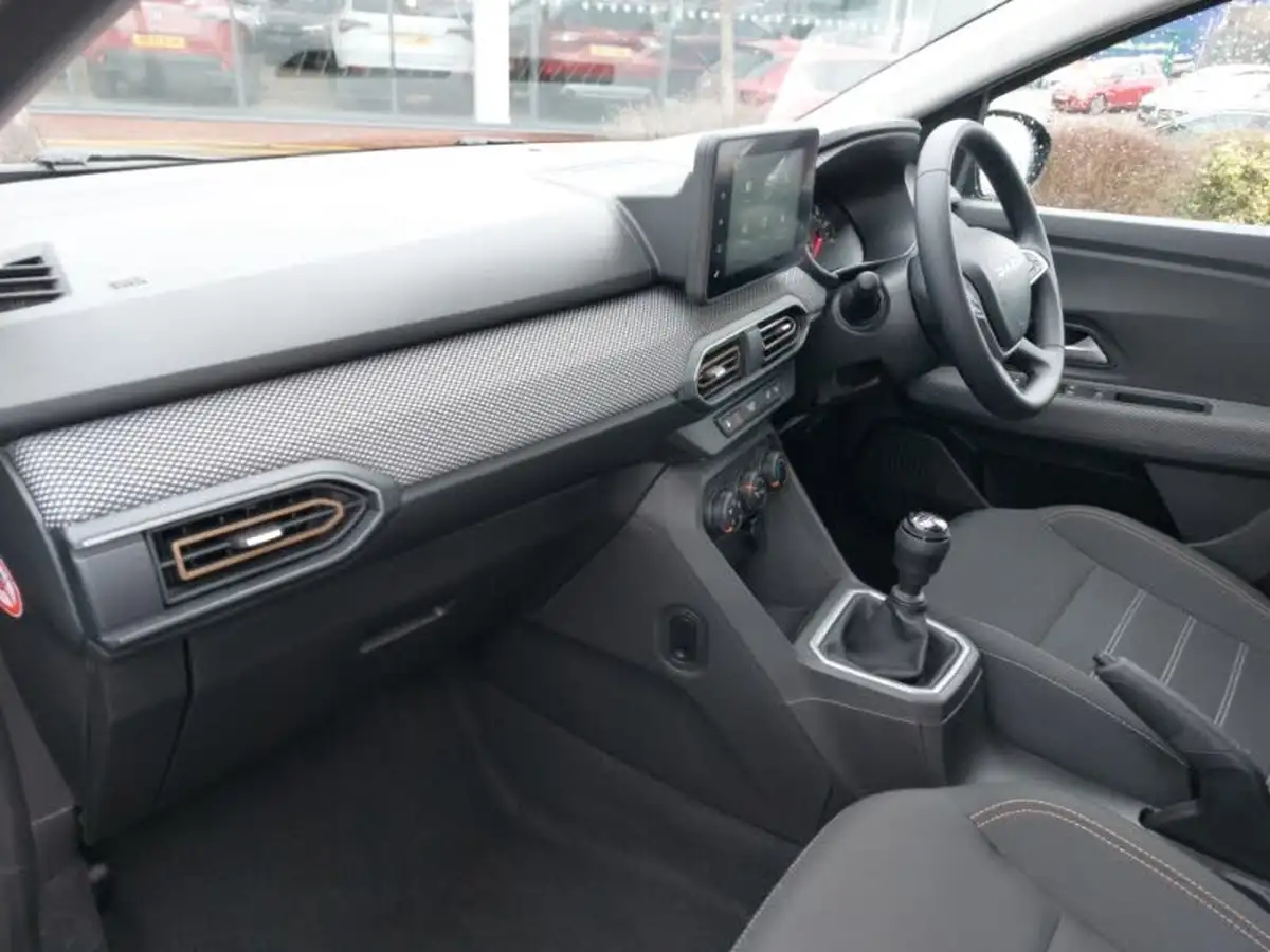 2024-dacia-sandero-stepway-10-tce-expression-90bhp-big-4