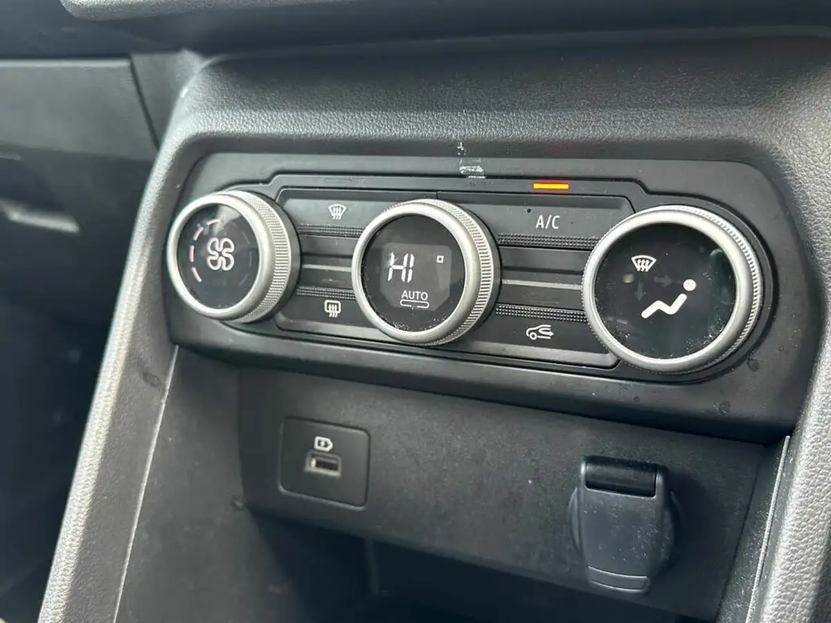 2023-dacia-jogger-10-tce-extreme-se-big-11