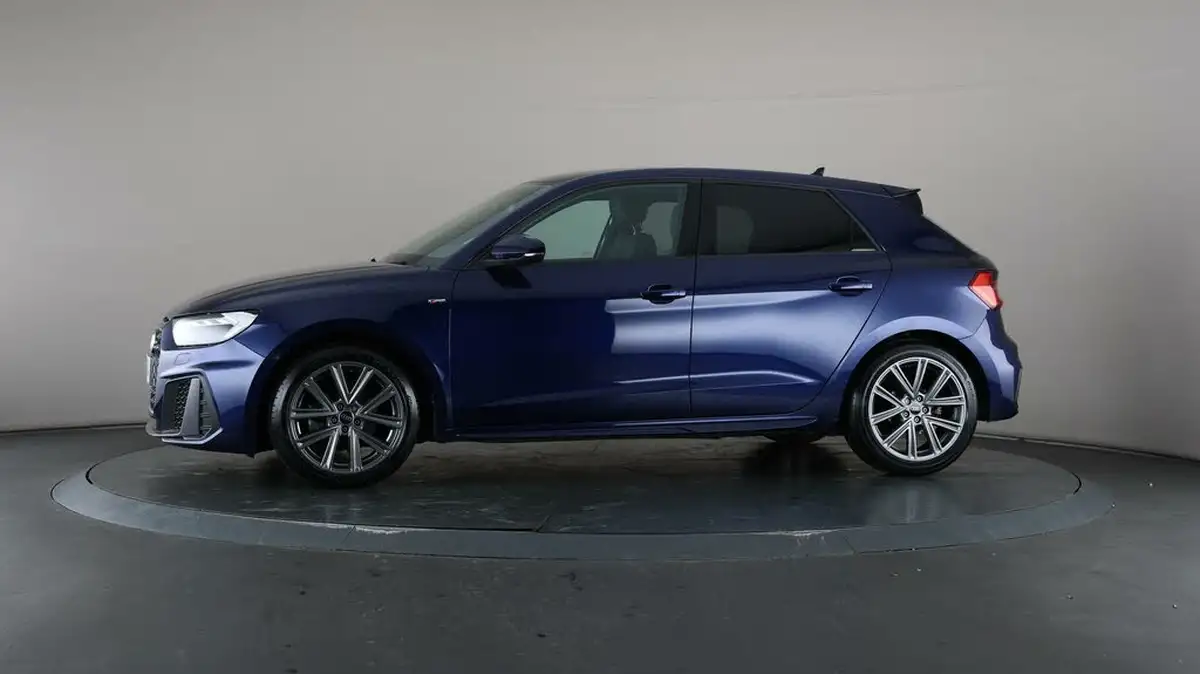 2023-audi-a1-10-30-tfsi-s-line-big-29
