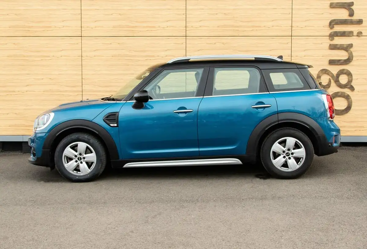 2019-mini-countryman-15-cooper-classic-auto-big-15