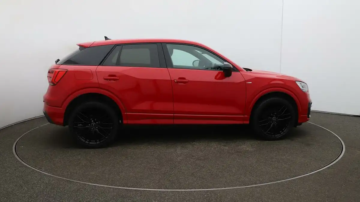 2019-audi-q2-16-30-tdi-black-edition-big-8