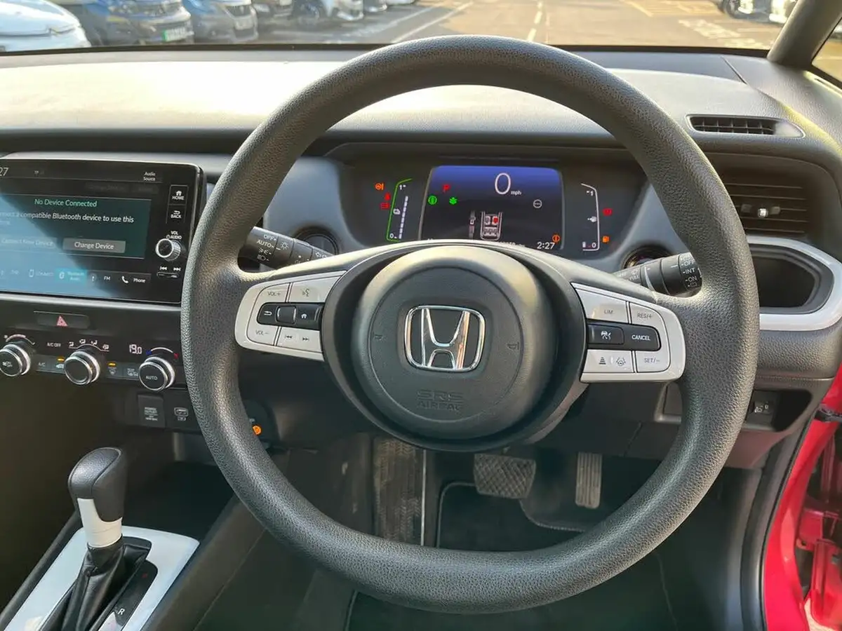 2021-honda-jazz-15-i-mmd-sr-107ps-big-24