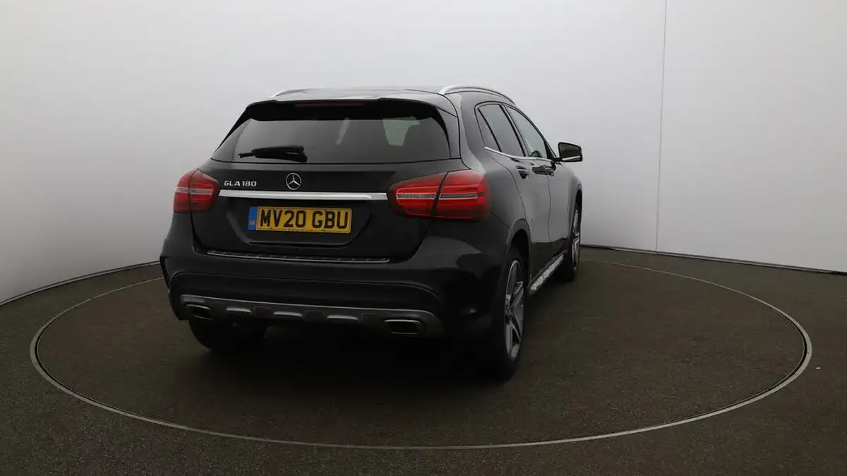 2020-mercedes-benz-gla-class-16-gla-180-amg-line-edition-7g-dct-big-53