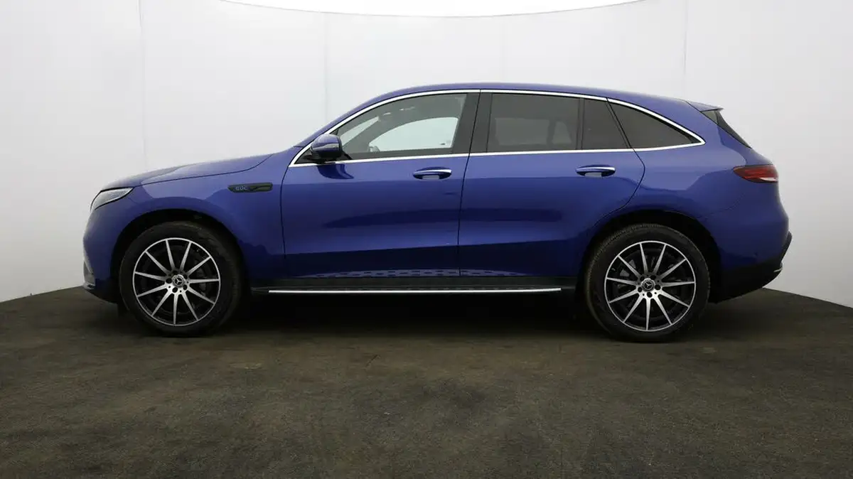 2022-mercedes-benz-eqc-e-eqc-400-amg-line-big-64