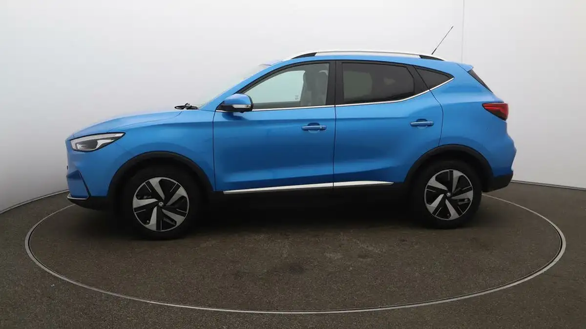 2024-mg-zs-suv-e-trophy-connect-ev-156ps-long-range-big-55