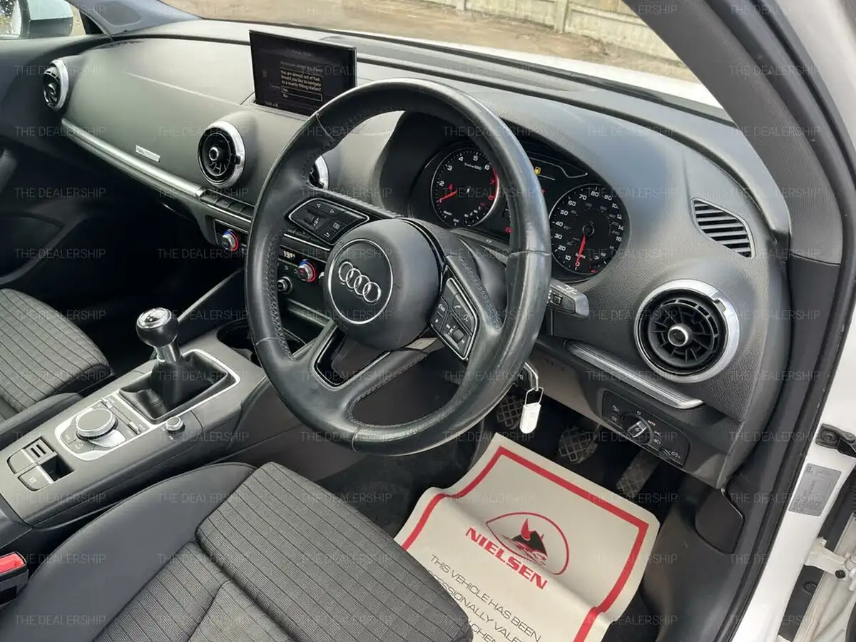 2017-audi-a3-10-tfsi-sportback-5d-big-44