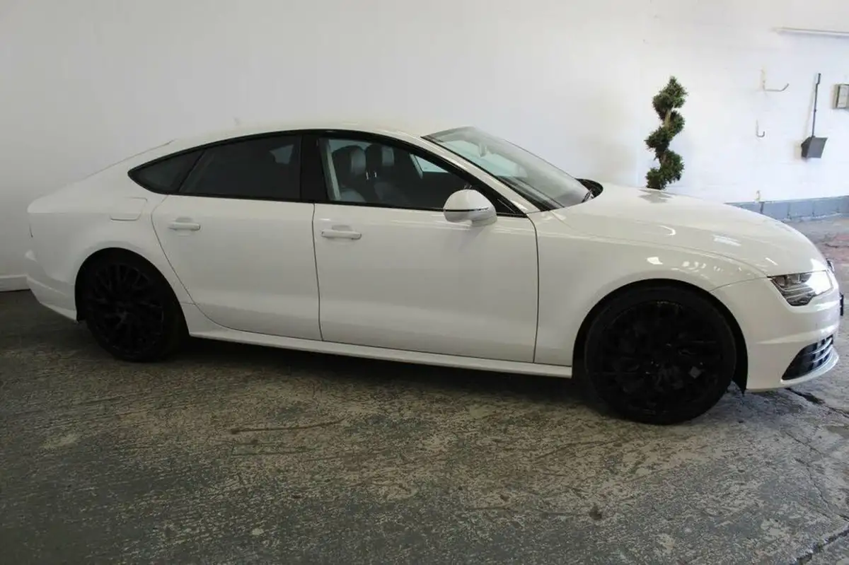 2015-audi-a7-30td-se-executive-big-2