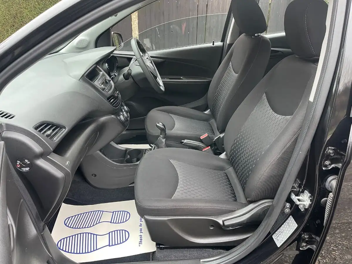 2019-vauxhall-viva-10i-se-ac-big-10