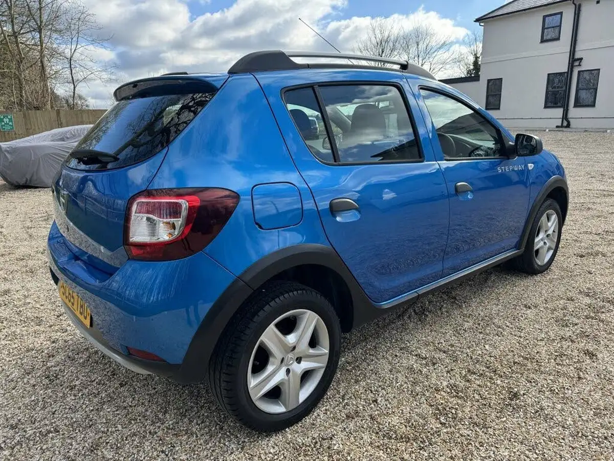 2015-dacia-sandero-stepway-15dci-ambiance-big-5