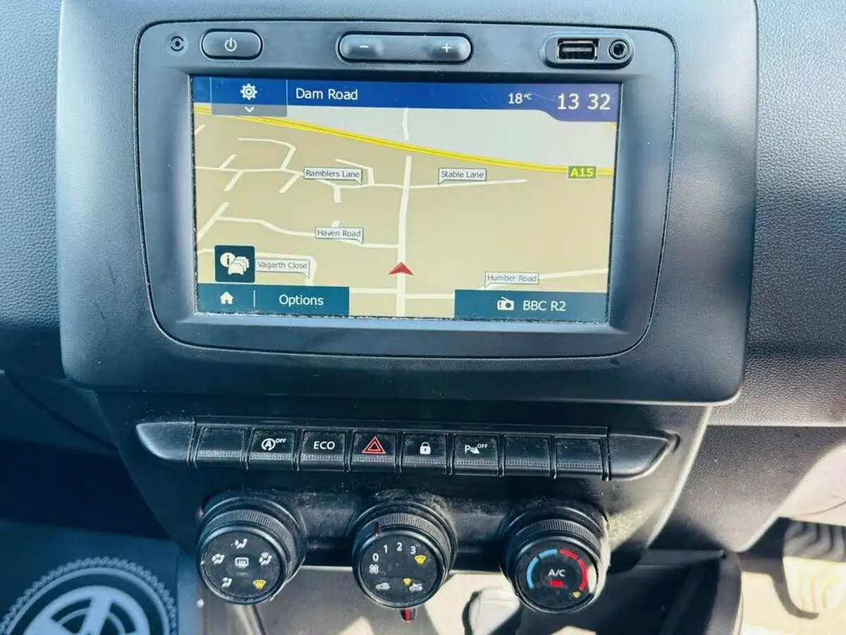 2021-dacia-duster-10-tce-comfort-100bhp-bi-fuel-station-wagon-5d-big-12