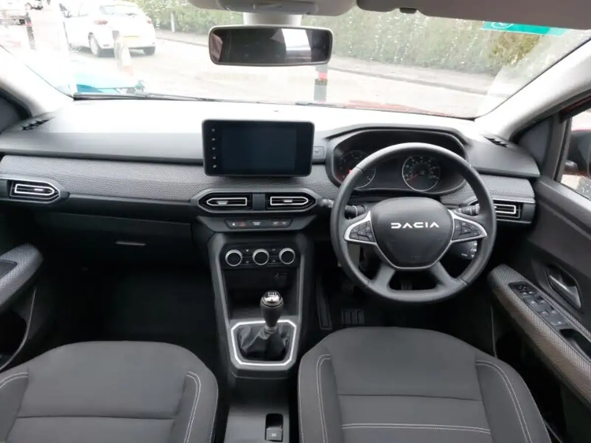 2024-dacia-jogger-10-tce-expression-big-2