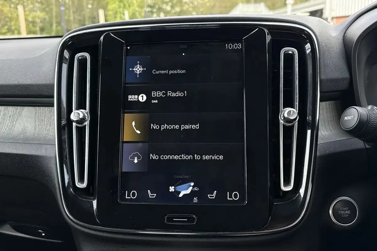 2020-volvo-xc40-20-t4-inscription-pro-big-15