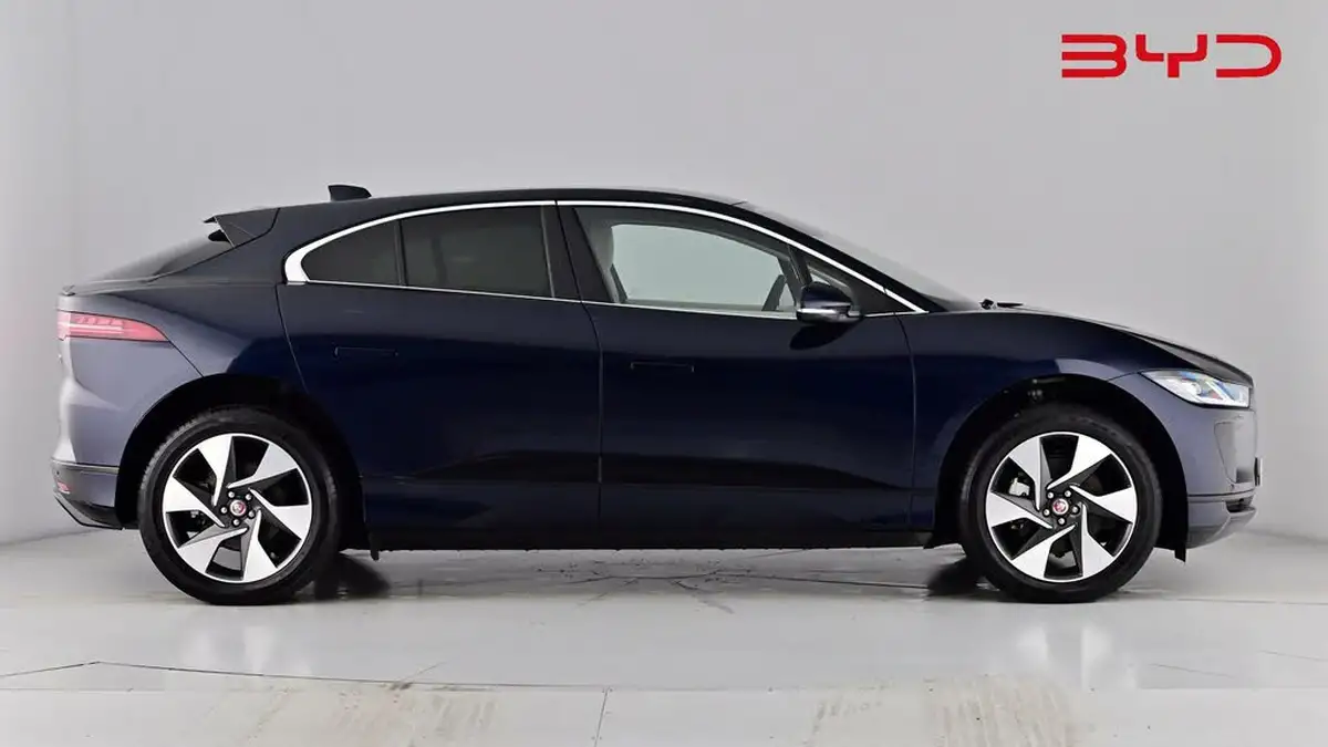 2022-jaguar-i-pace-ev400-se-big-2