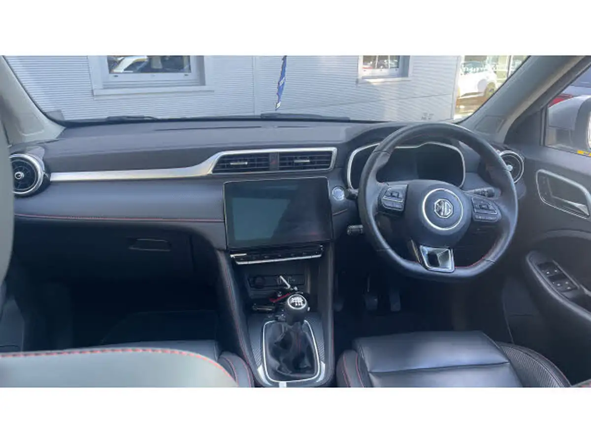 2023-mg-zs-suv-10t-gdi-exclusive-big-9
