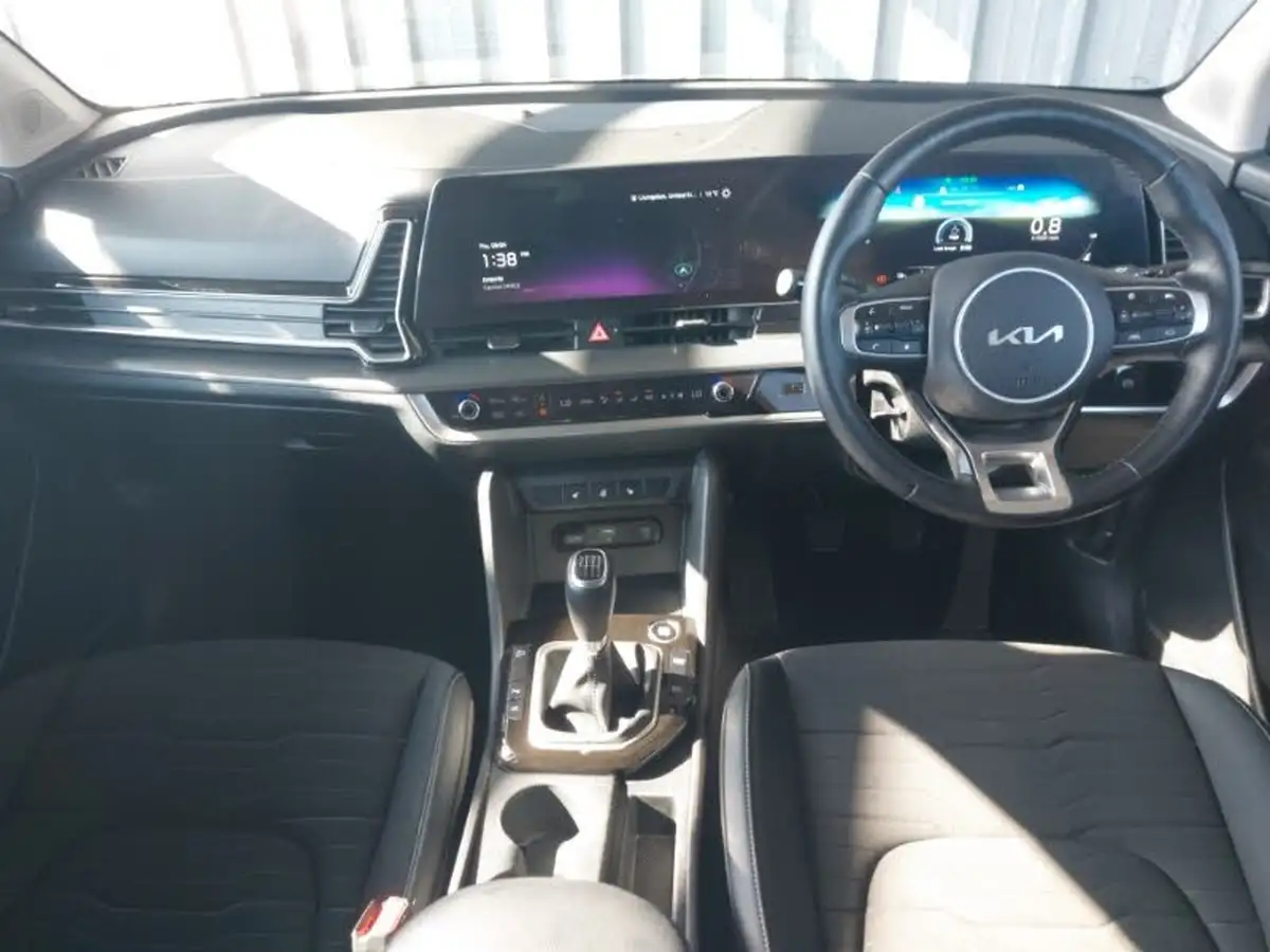 2022-kia-sportage-16-t-gdi-3-148bhp-1598cc-big-2