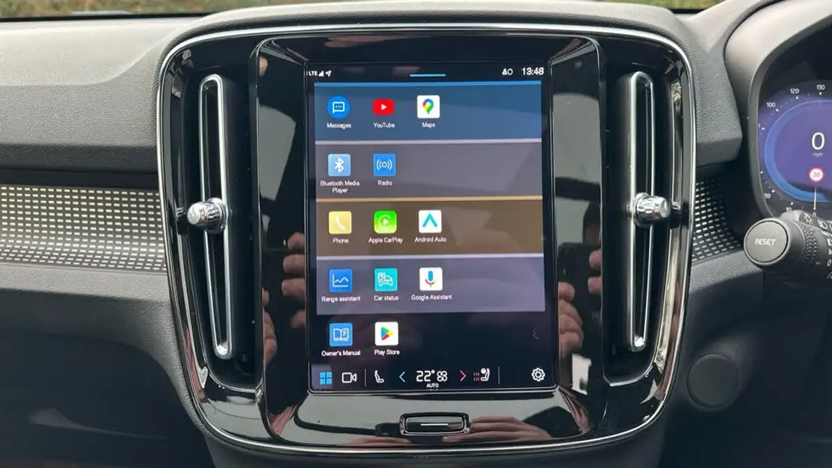 2022-volvo-xc40-e-recharge-pro-big-33