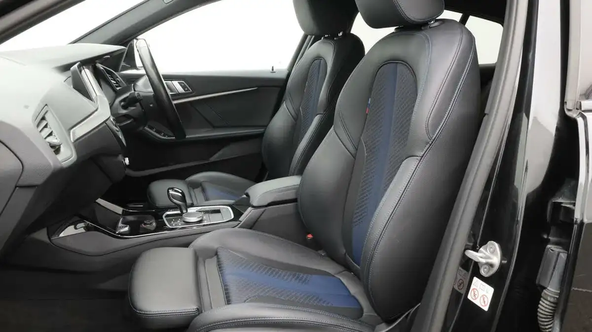 2022-bmw-1-series-15-118i-m-sport-lcp-dct-big-14