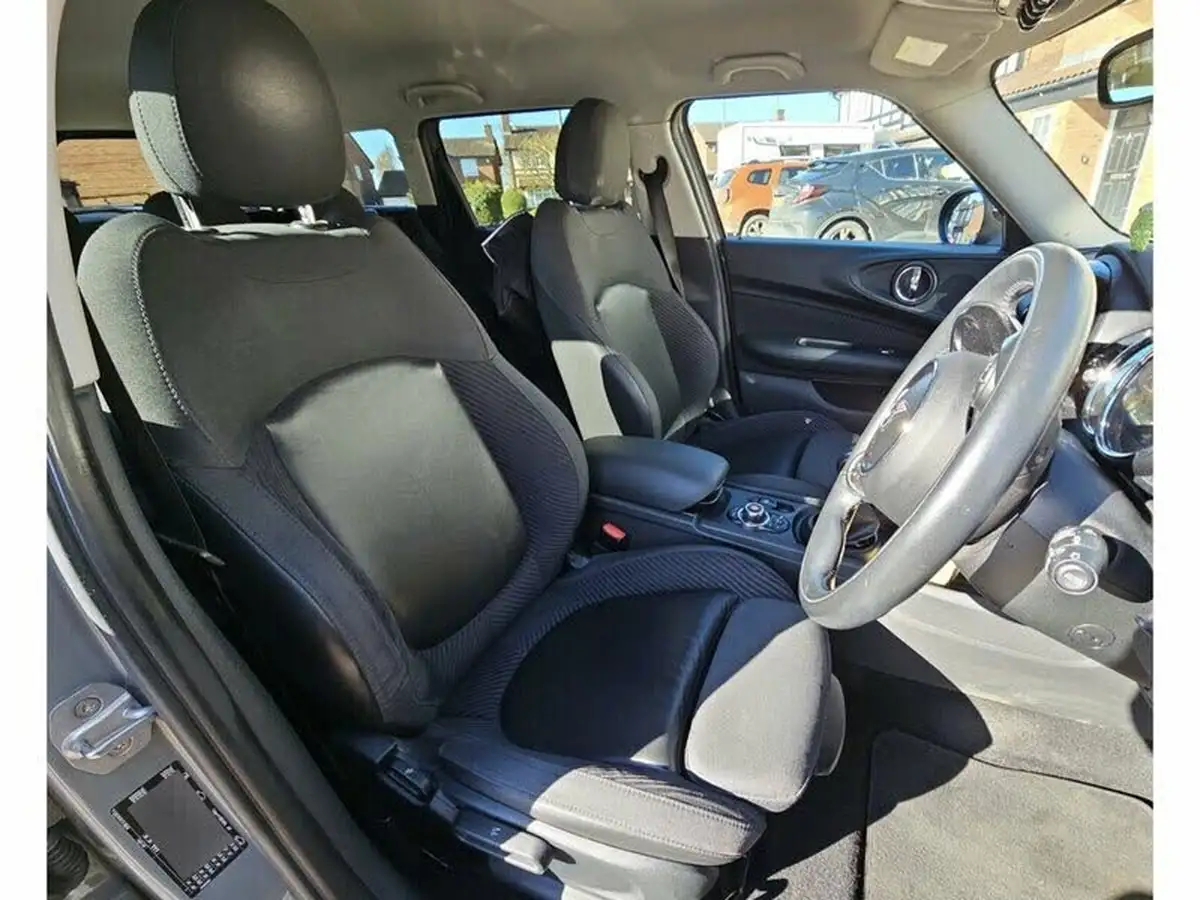 2018-mini-clubman-15-cooper-ss-big-4