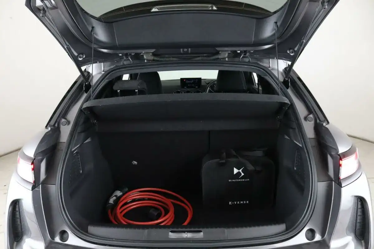 2020-ds-ds-3-crossback-e-tense-performance-line-big-12