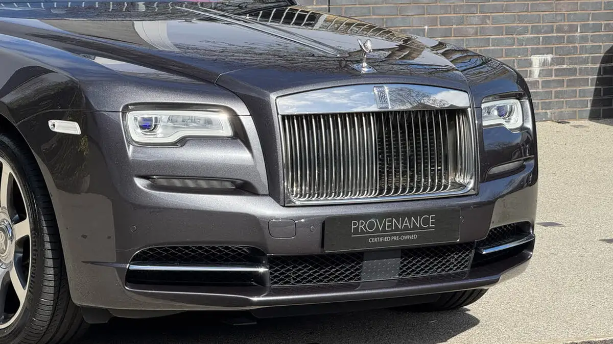 2016-rolls-royce-dawn-66-big-17