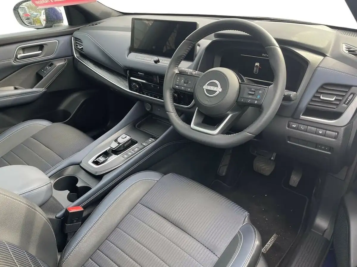 2023-nissan-qashqai-15-tekna-big-14