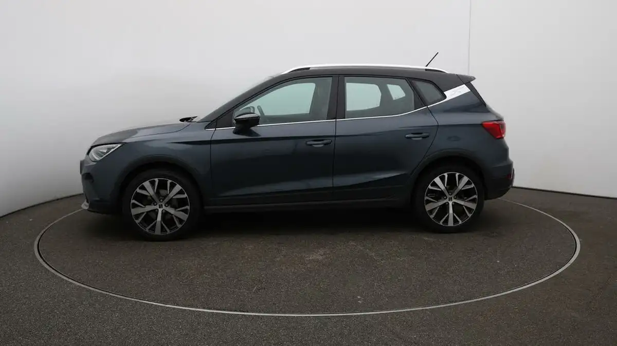 2022-seat-arona-10-tsi-xperience-lux-big-4