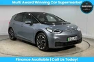 2022-volkswagen-id3-e-family-145ps-small-0