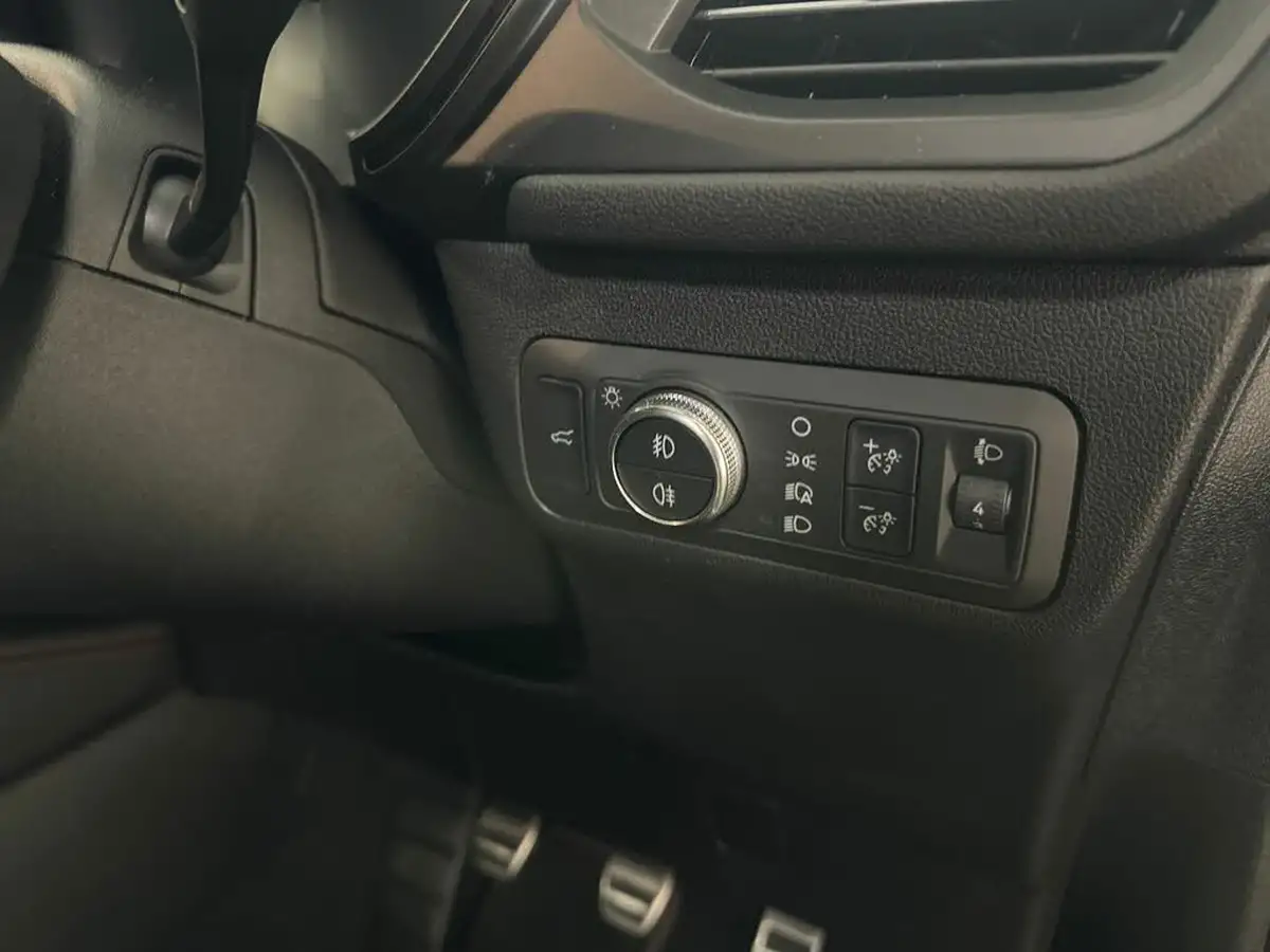 2023-ford-kuga-15t-st-line-x-edition-big-22