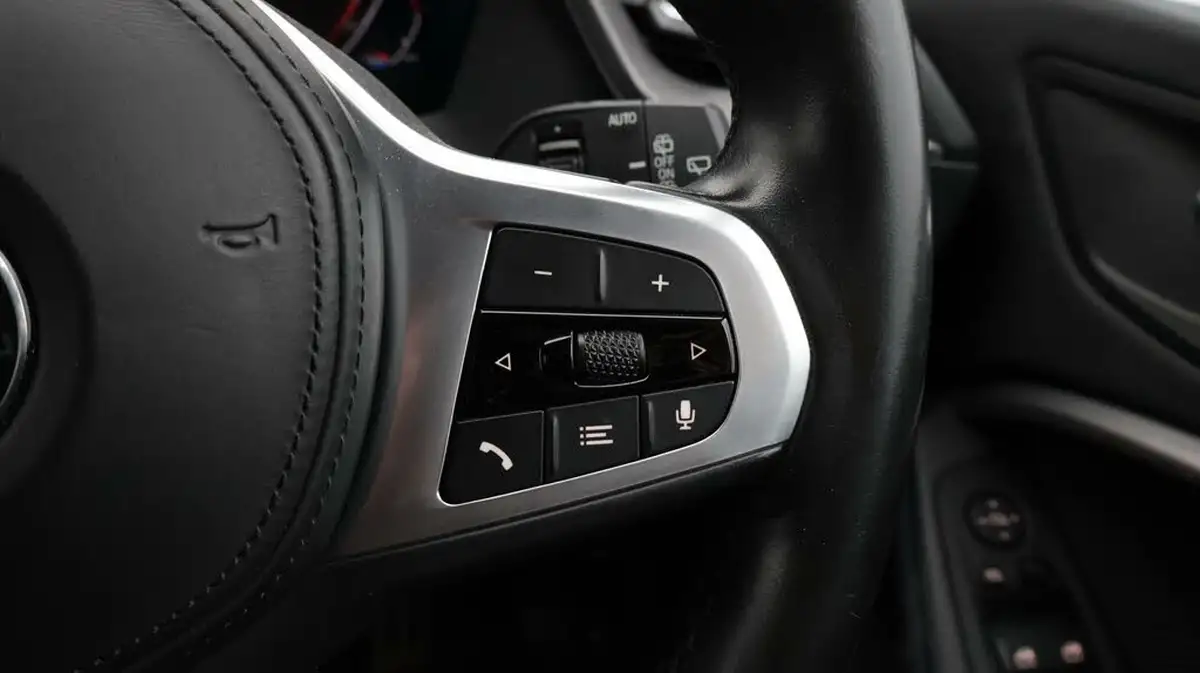 2022-bmw-1-series-15-118i-m-sport-lcp-dct-big-25