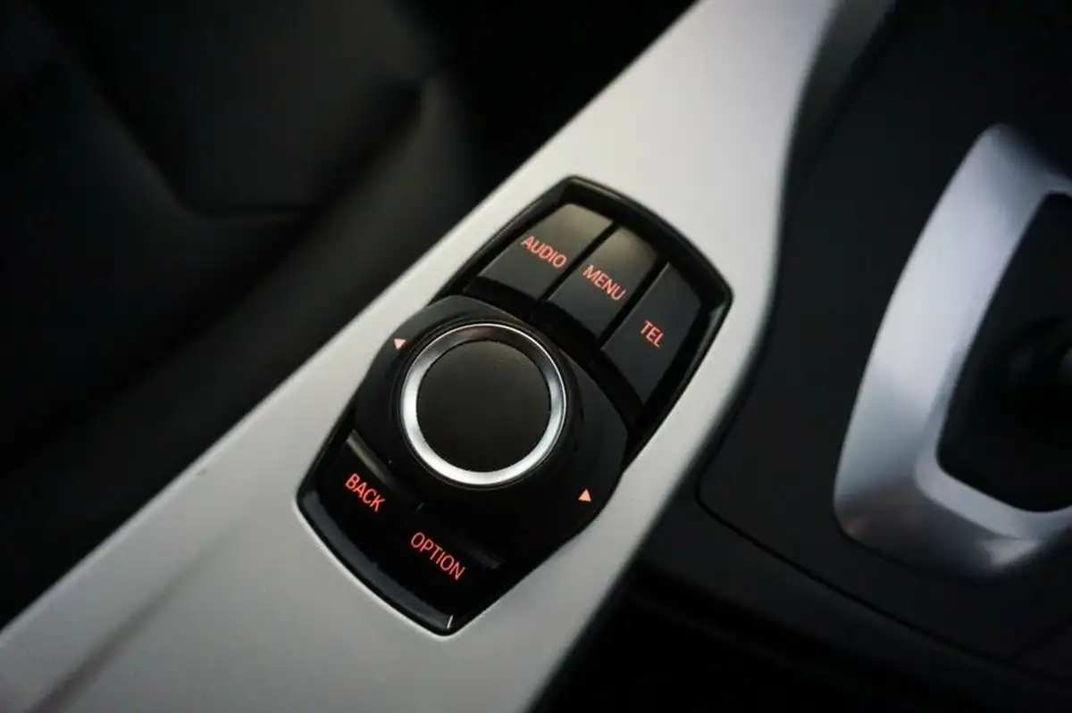 2013-bmw-3-series-20td-320d-se-184bhp-ss-saloon-4d-auto-big-19
