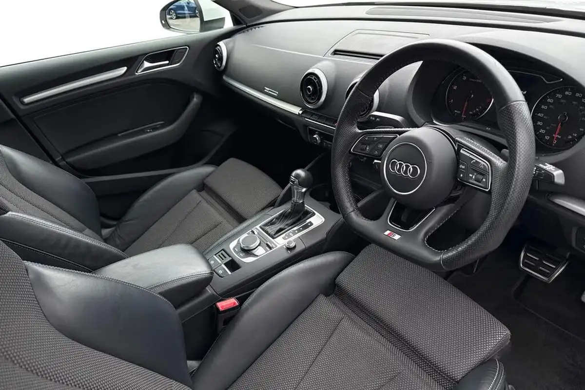 2019-audi-a3-16-30-tdi-s-line-ss-sportback-5d-tronic-big-13
