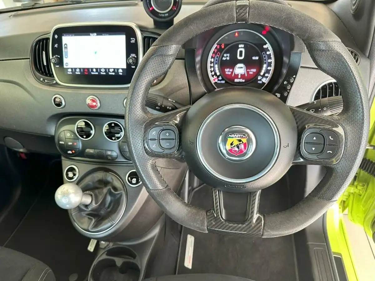 2021-abarth-595-14-tjet-competizione-big-9