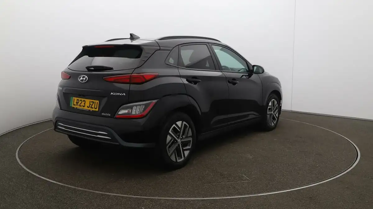 2023-hyundai-kona-e-ultimate-204ps-64kwh-105kw-obc-big-48