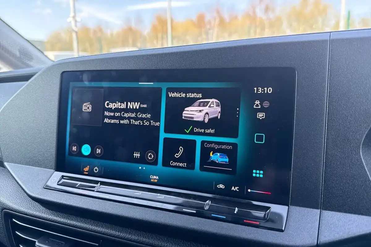 2024-volkswagen-caddy-20tdi-c20-cargo-commerce-big-15
