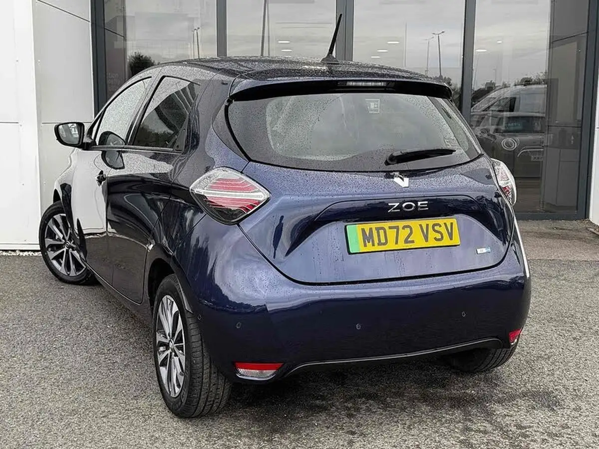 2022-renault-zoe-e-gt-line-big-16
