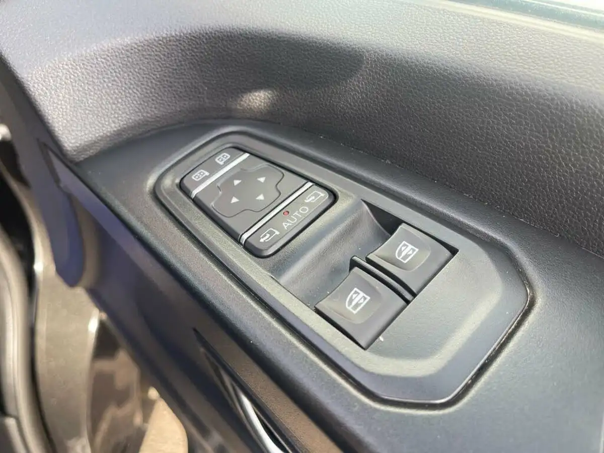2022-renault-trafic-20dci-ll30-130-sport-big-24