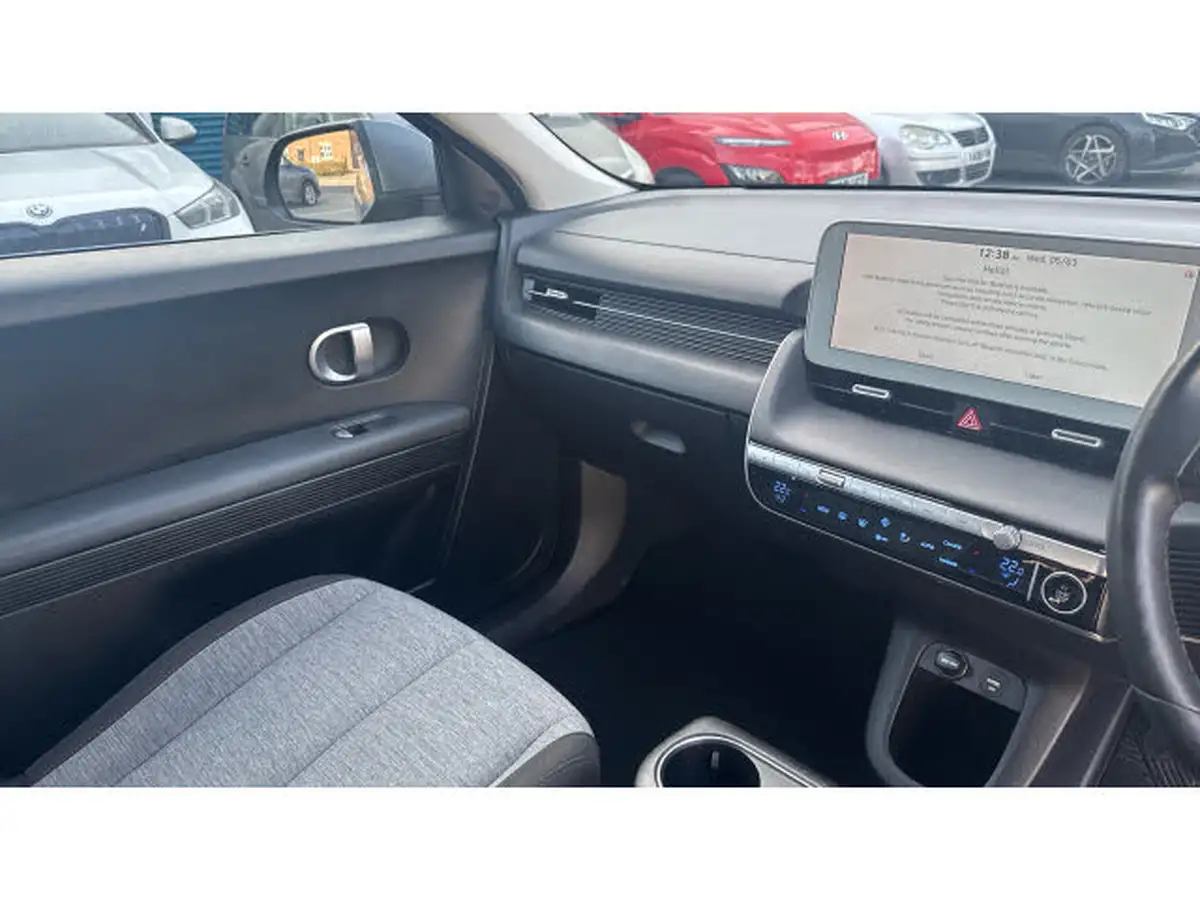 2022-hyundai-ioniq-5-e-premium-217ps-73kwh-rwd-big-13