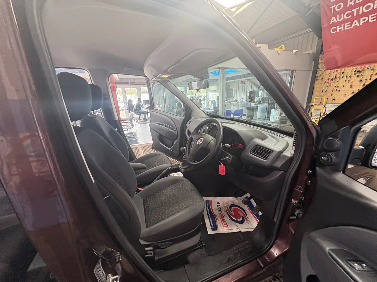 2015-fiat-doblo-14-mylife-big-11