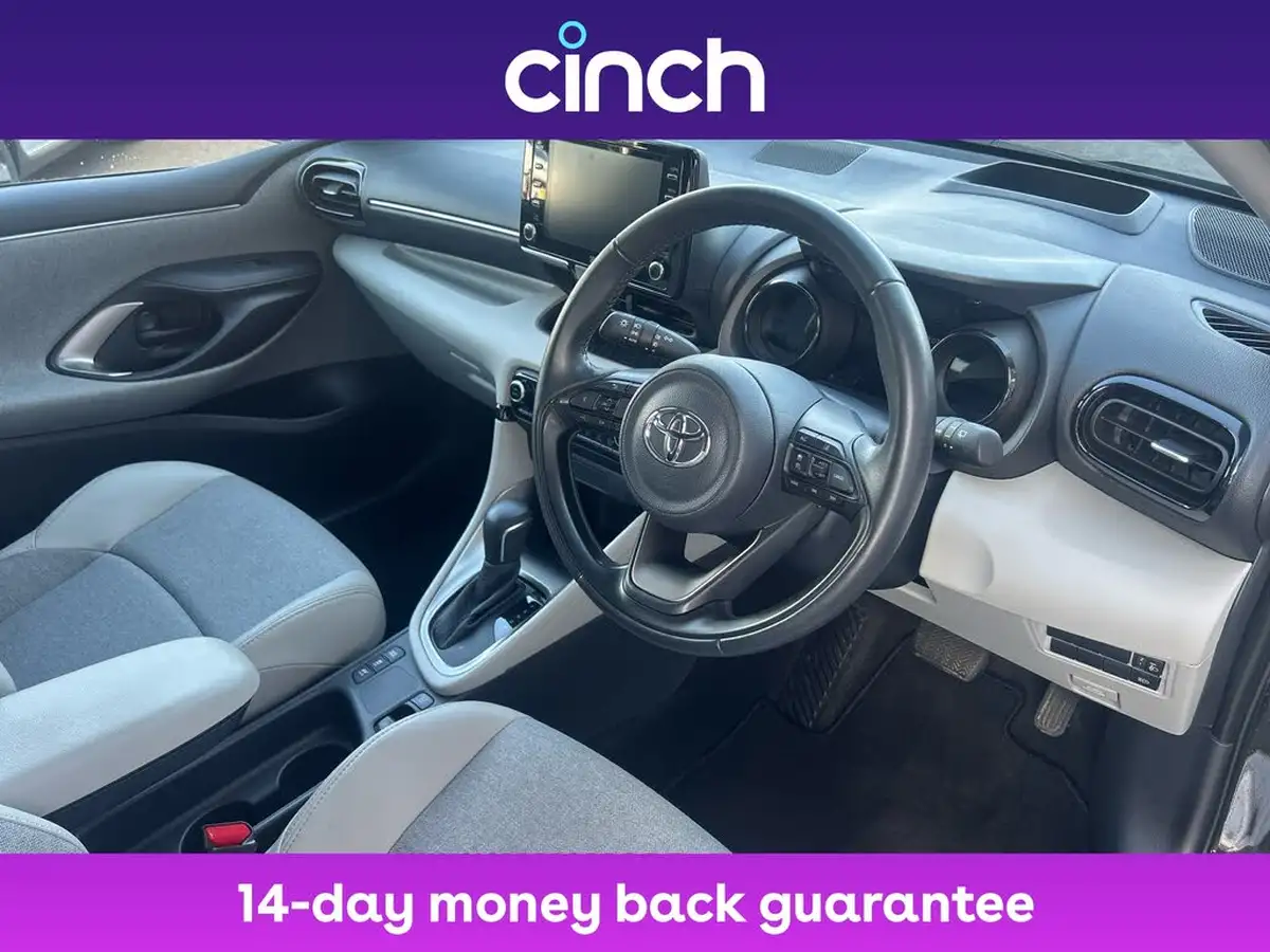 2021-toyota-yaris-15-vvt-i-excel-big-8